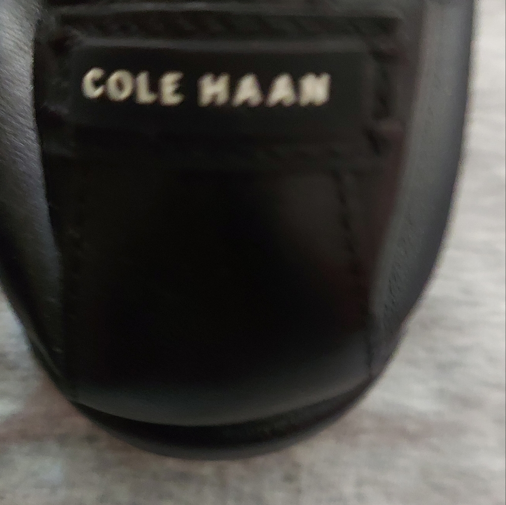 Cole Haan Black Leather Loafers Womens Size 6 B - Picture 3 of 5